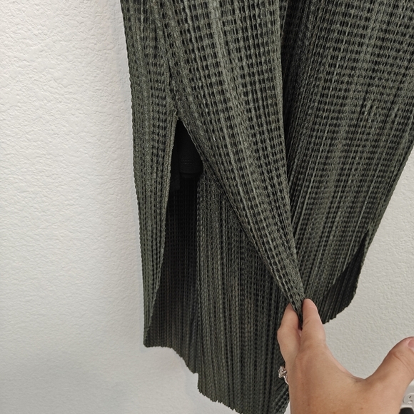 Anthropologie Sabina Musayev Textured Green Short Sleeve Midi Dress Size LG - Picture 6 of 12